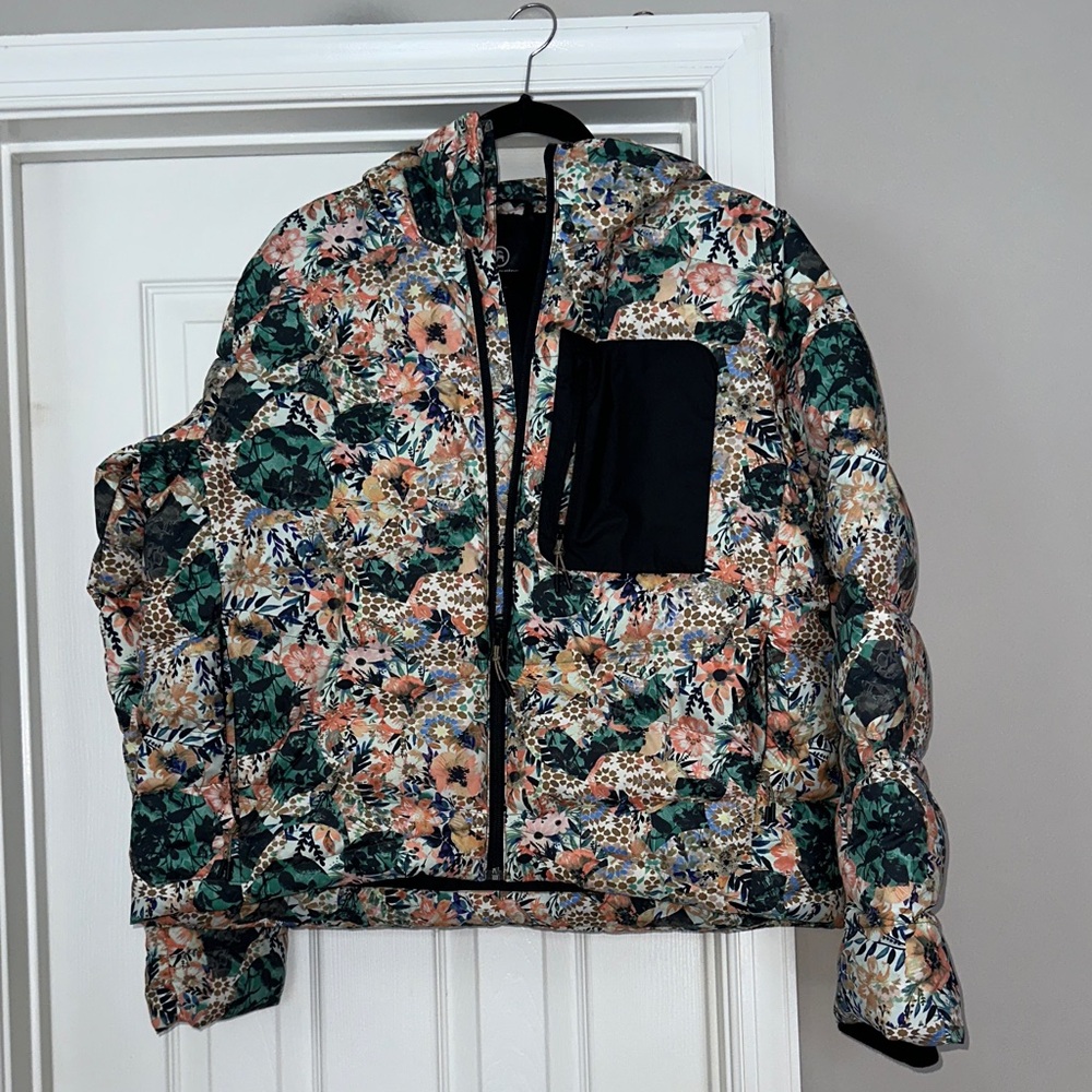 Backcountry hooded down jacket - image 1